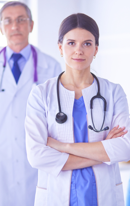 To conquer cancer, prioritizing the life and well-being of the patient, while maintaining our position as a global benchmark in medical excellence, without abandoning our values, which include integrity, responsibility, professionalism, among others.
