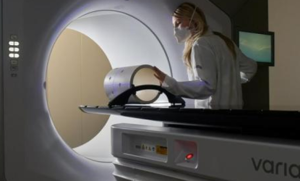 Jornal Zero -Centro de Oncologia Oncoclinicas/Hospital São Lucas recebe novo aparelho de radioterapia